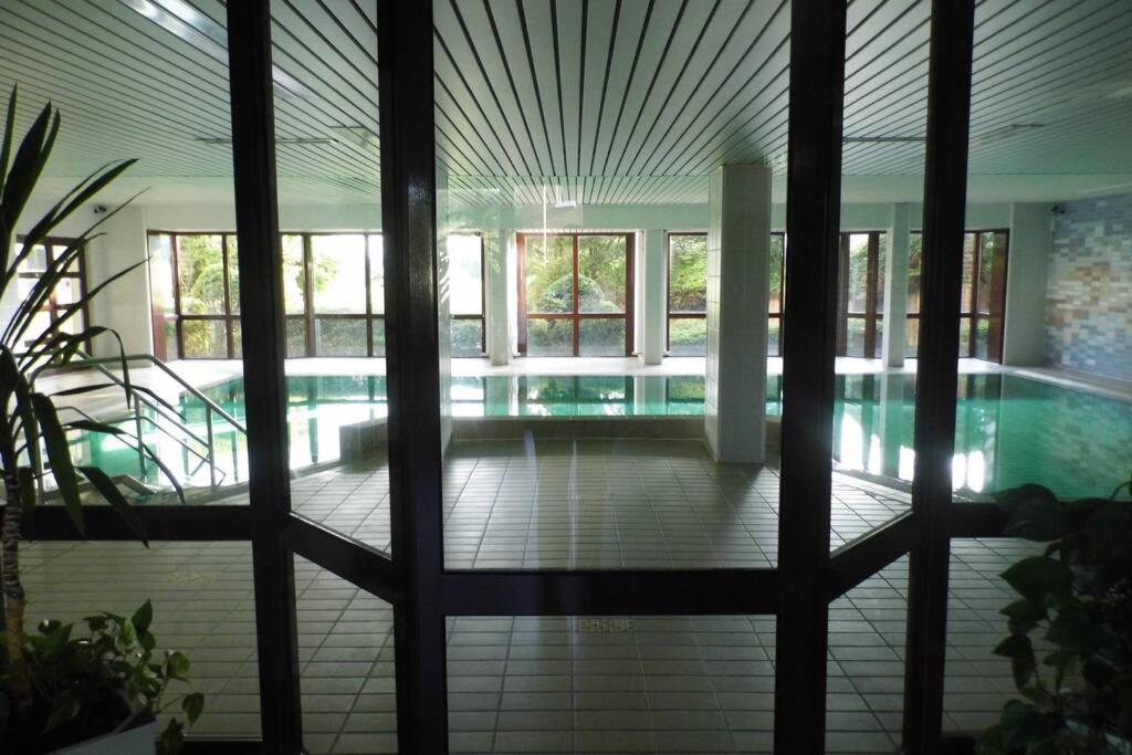 Traveloge mit SCHWIMMBAD und SAUNA Lübeck Exterior foto